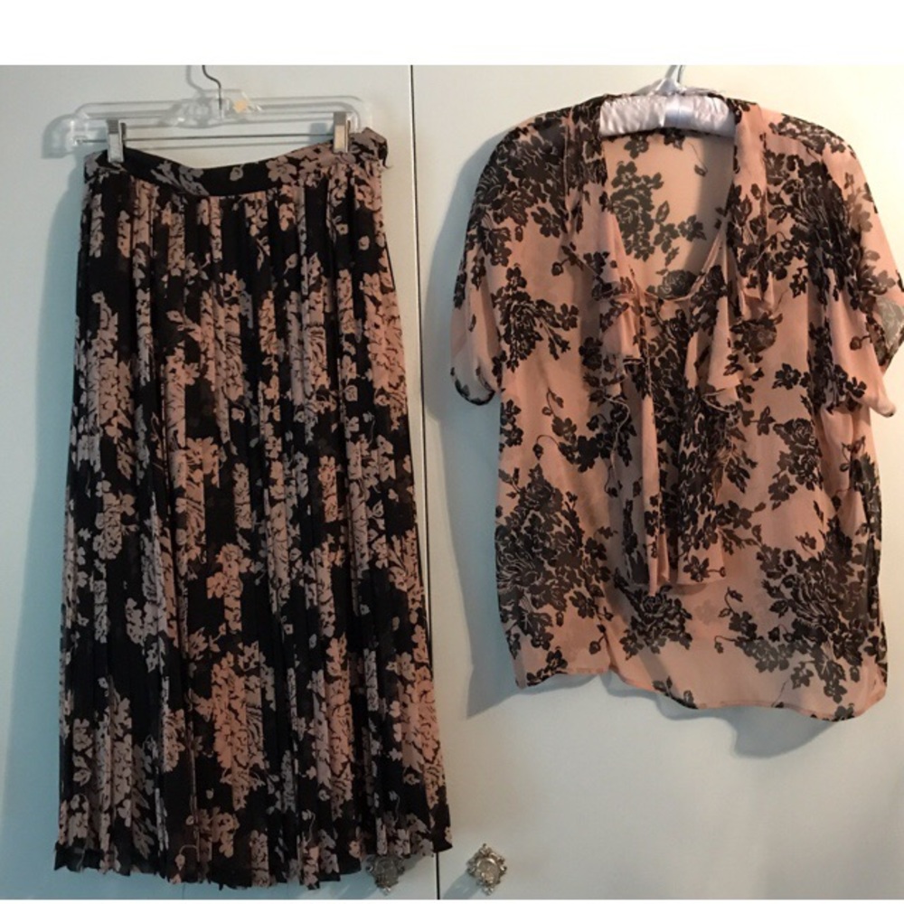 Vintage Reverse Ground Nude & Black Top & Skirt